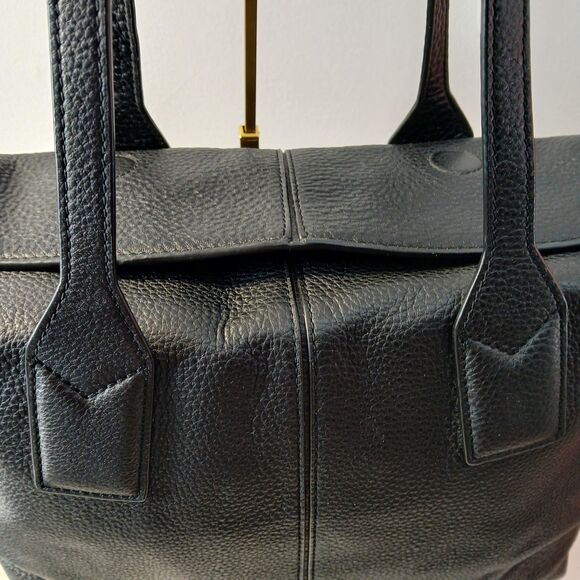 MARC JACOBS Black Pebbled Leather Tote Bag Shoulder Purse Handbag 16.5x9.75x4.75 - Picture 13 of 16
